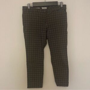 Van Heusen Women’s Black & Cream Slim-Fit Cropped Pants, Size 14, Chic Classic